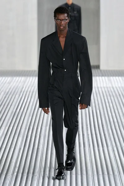Look 5